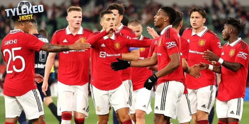 MU lâm vào thế tiến thoái lưỡng nan